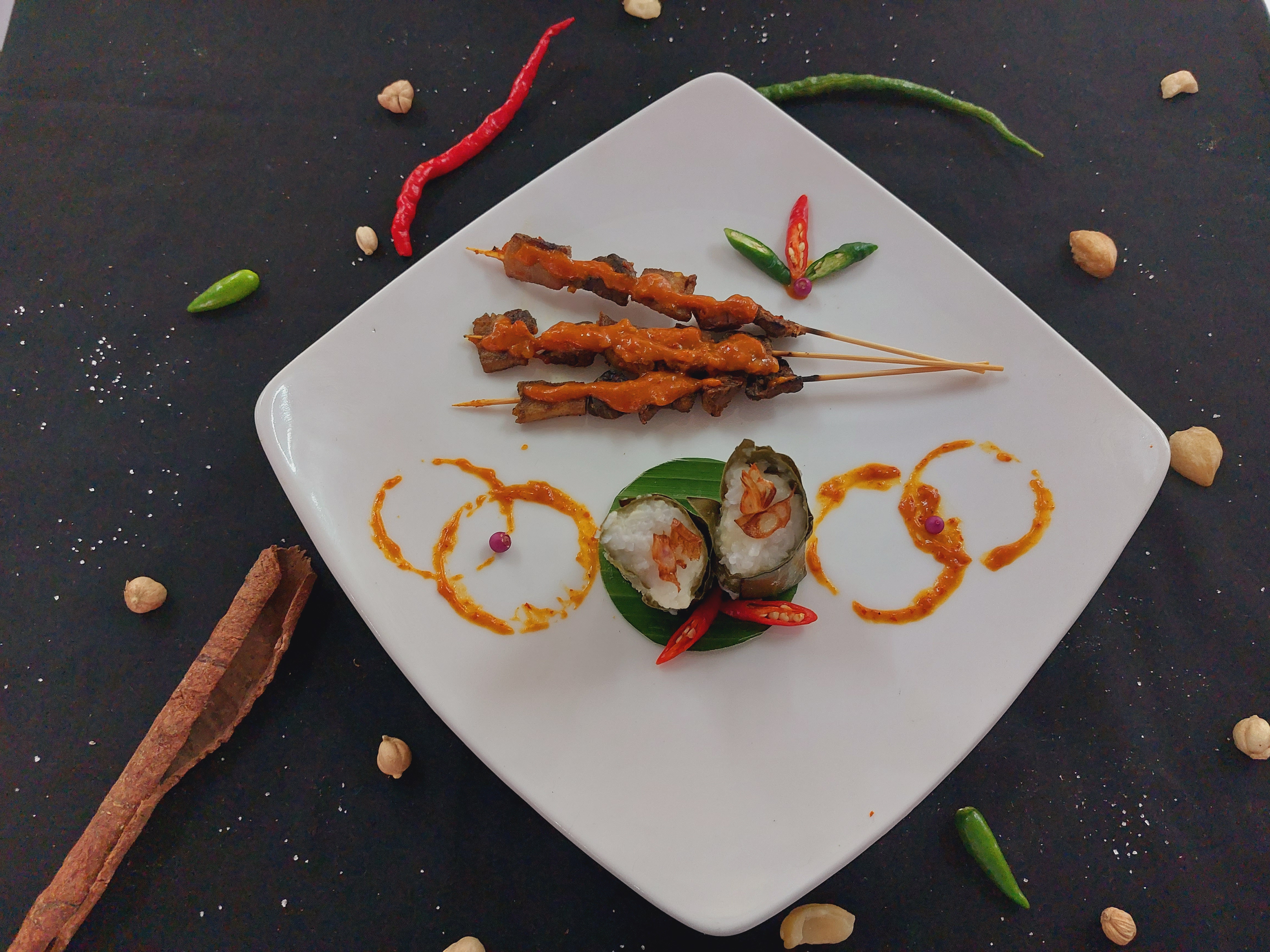 Sate Padang dan Lontong